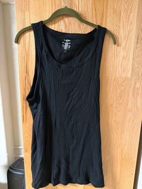 4 PACK Goodfellow & Co Black Classic Scoop Tank